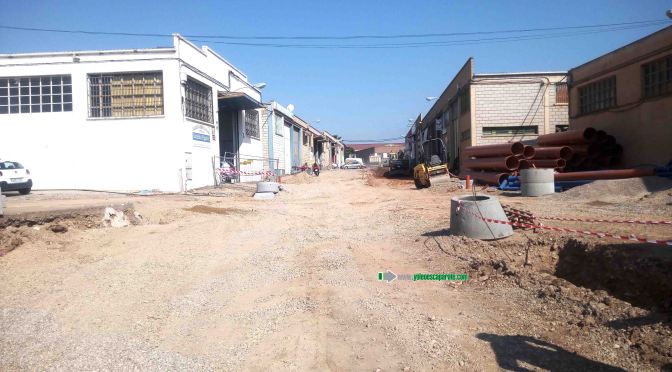 Las obras de urbanización de la calle Algarrada finalizarán  a finales de junio